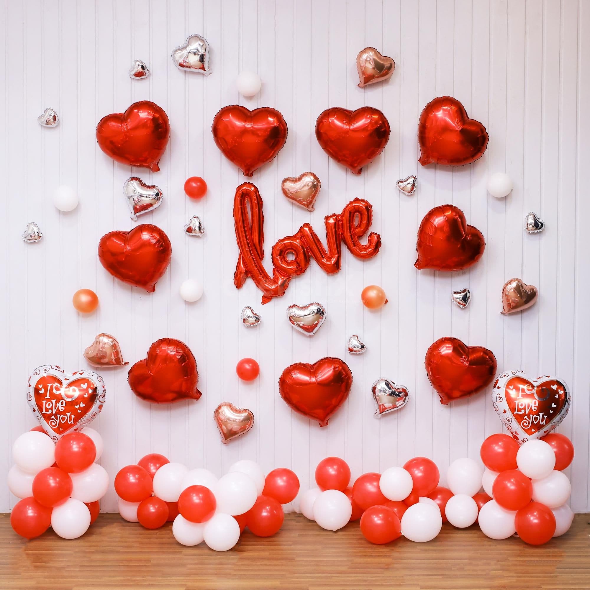 Valentine’s Day Love Decor Package